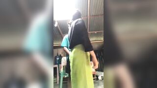 Cháu họ 16 tuổi đeo bao cao xu xin dì đụ ai dè dì chu đít cho đụ thật.