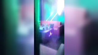 Full clip bú lồn địt e KTV đg hot trg quán,bằng chứng cho vc đi KTV có đc đụ k nhé #1