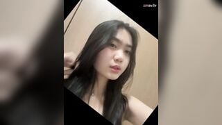 Full clip selfie show hàng móc lồn cho a xem cùng e b thân mình dây vú tròn xinh đẹp