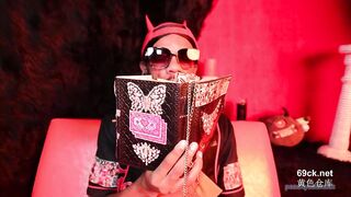 Em succubus dâm đi hút tinh th phi đen cặc to bị nó dã nát lồn sâu lủng tử cung