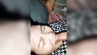 Phát hiện chị dâu hay ở truồng trong phòng