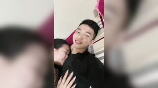Lần đầu tiên đi lái máy bay mà gặp máy bay vừa chiến vừa nhiệt tình như vậy.