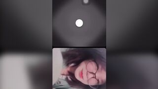 chat sex với bé ny đang nứng thì mẹ em vào