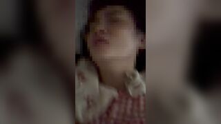 Lột quần chị họ đụ chị không dám chống cự vì sợ bố mẹ biết