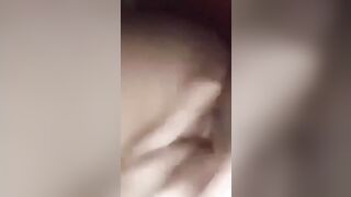 Bướm Non Không Lông Móc Bím Lên Đỉnh Nước Bắn Ướt Hết Giường
