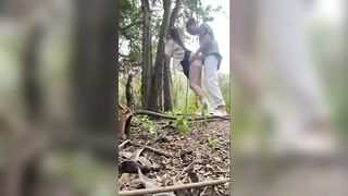 Địt nhau trong rừng vừa lạnh vừa khoái
