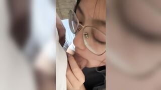 “tinh m cứ có vị ngọt ấy nhỉ”- ngọc huyền 2k7 kính cận bú cu muốn nuốt cả cặc a vào