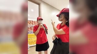 Siêu Thị WinMart bé nhân viên lồn nhiều nước vừa làm vừa bán quạt - phần 45