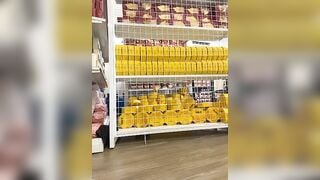 Siêu Thị WinMart bé nhân viên lồn nhiều nước vừa làm vừa bán quạt - phần 54