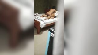 Phòng bên Djt rên rỉ, Qua quay lén cặp đôi nhún cu đjt nhau tê lồn rên rỉ