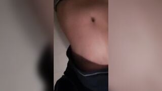 Em học sinh mới lớn bị ny dụ show hàng
