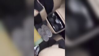 Bịt mặt lại để lũ bạn thân cùng địt không biết đâu là chồng sướng tê lồn mồm ngậm cu