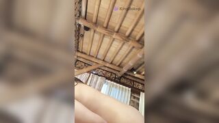 EM CƯỠI NGỰA PHÊ CỨ NHƯ TRÊN MÂY