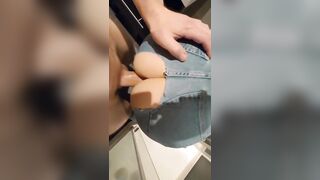 khoét lỗ chịch public con em họ tại siêu thị