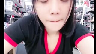 Chén em nhân viên TGDD bình dương xinh xắn