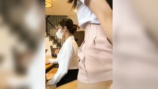 Em gái nhân viên văn phòng vừa làm việc vừa thủ dâm trong lúc làm kích thích vl ra