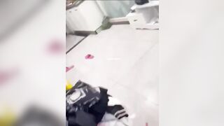 Đánh ghen hài hước cô vợ và nhỏ bạn lo nghịch lồn ả nhân tình trong sự vui sướng.