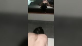 Xin con bạn thân, Cho Doggy đút xíu thôi, mà lút cán dập như máy khâu rên rỉ quay vid