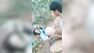 Em gái 16 tuổi tin lời bạn trai bỏ học bị đưa vào rẫy hoang đụ may người phát hiện.