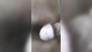 Địt chị gái máy bay sướng lồn quá té đái luôn