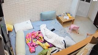 Em học sinh 2k9 chuẩn bị đi học muốn biết mùi lồn mình vị gì thì đem lên hít vào mũi.