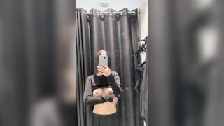 cực phẩm lớp 10 ngon như này chắc sau phải thi hoa hậu