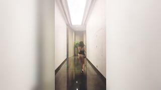 Em phô dâm trong mọi tình huống