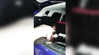 Cặp đôi chịch public trên ô tô