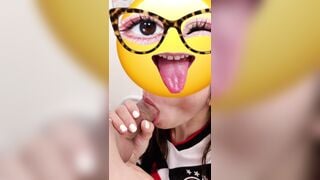 em cổ động viên tuyển Đức, bật loa lên nghe e rên 😁 - phần 1