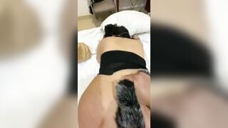 Vừa địt vừa tét mông em rên siêu dâm