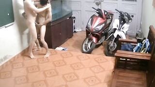Chồng đi vắng bà cô ở nhà ngửa lồn cho cháu trai 17 tuổi địt P1