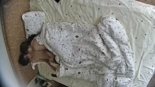 nam sinh rủ bạn gái vào nhà nghỉ