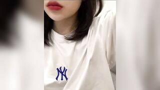 Gái Teen Bướm Múp Live App Thủ Dâm Sướng Rên Rỉ Với SexToy