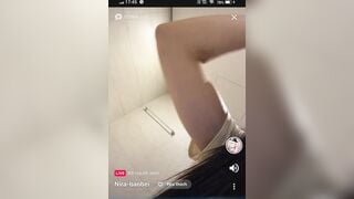 Nira-baobei: Hạnh cùng con gái và Ba Má Chồng du lịch.