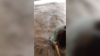 Anh họ bắt ép em gái 2k10 vào nhà hoang đụ nhau, đụ xong anh cho tiền sài.