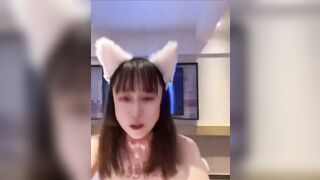 Bảo con bạn thân cosplay rồi chịch cho sướng cặc