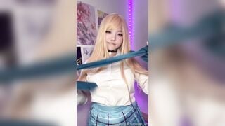 WaifuDaph coser xinh dâm vú bự mông to cởi đồ show hàng ngon cực khủng