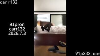 20p chinh chiến cùng nhỏ b thân mông to dâm đãng làm e sướng ngất rên rỉ trên giường