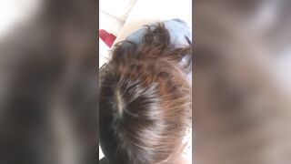 Vay tiền không có tiền trả. Nên trả bằng tình