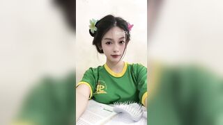 Clip Sex Trần Ngọc Thuỷ Tiên để thể hiện mình chịch được em người yêu tên Thuỷ Tiên h