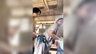 Thằng cháu họ chưa vợ mỗi lần nứng đều qua xin dì út mà lần nào dì cũng cho đụ.