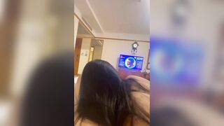 Ở nhà chỉ mặc si líp bị dượng vào móc lồn