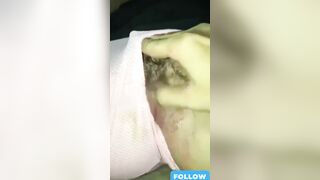 Mút mút em tuổi mới nhú