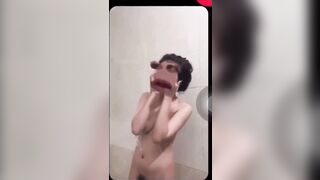 Clip mới nữ sinh dáng ngon nhiều dâm thủy lúc em siết