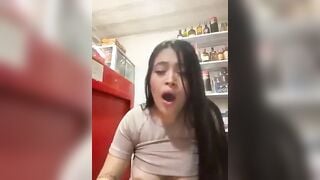 Chủ tạp hóa Chubby Vú To, Quán ế khách Thủ dâm Lồn Múp rụp live sex rên rỉ