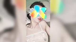 Biểu cảm đáng yêu đó chứ