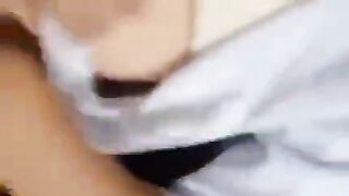 “m ơi ngyeu t còn chưa dc bú ti t đâu mà m dám làm thế hả”