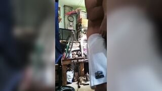 Em gái 2k9 ở nhà ko mặc sì líp anh họ sang chơi phát hiện nứng quá đụ tại nhà luôn.