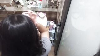 Em học sinh cứ mỗi lần tắm là phải quay lại cho ny ngắm 3