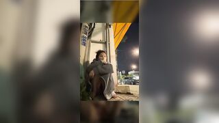 E teen dâm đãng tăng ca,sáng thì làm nvvp ngoan ngoãn tối lại xách lồn ra đường show